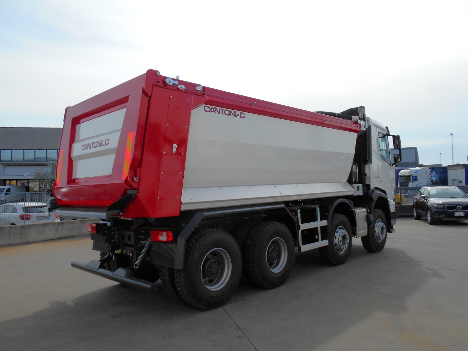 DAF XFC 480 FAD 8X4 M.O. - RIBALTABILE CANTONI - immagine 6