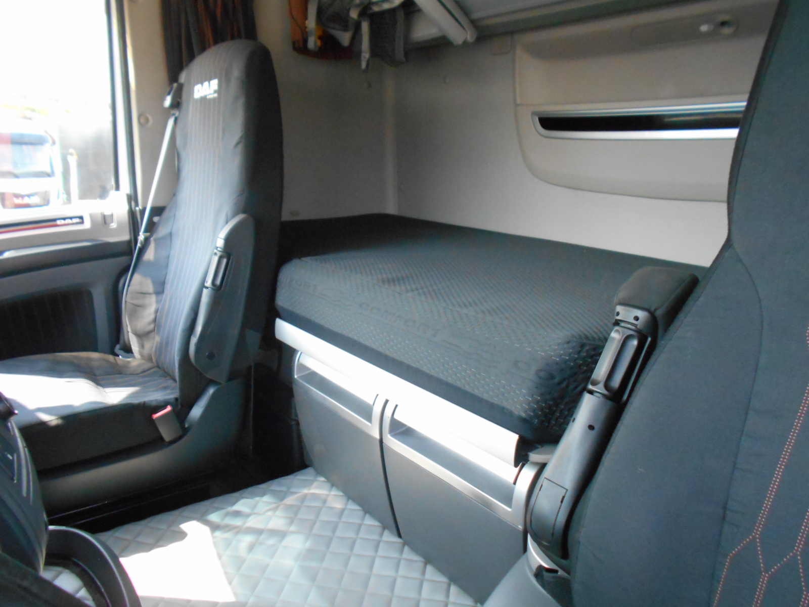 DAF XF 450 FAN 6x2 TELAIO PASSO 4200 - ADR - immagine 15