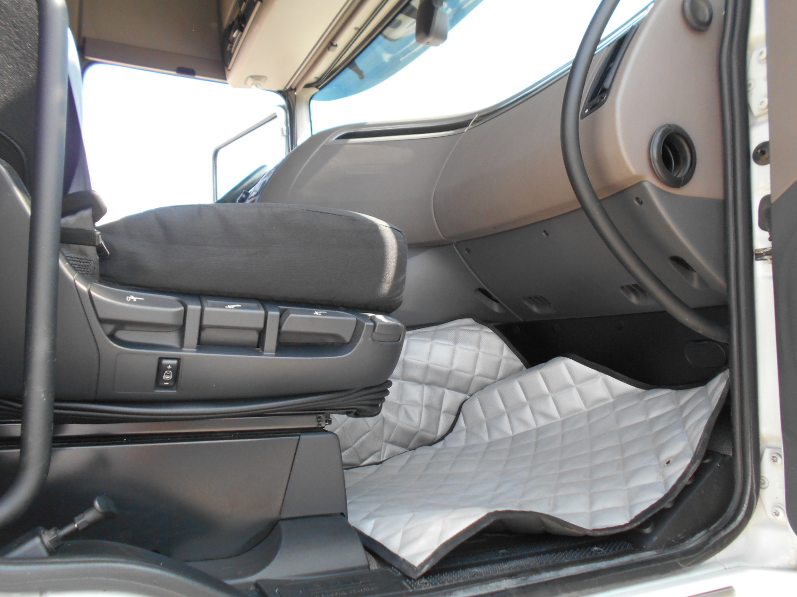 DAF XF 450 FAN 6x2 TELAIO PASSO 4200 - ADR - immagine 21