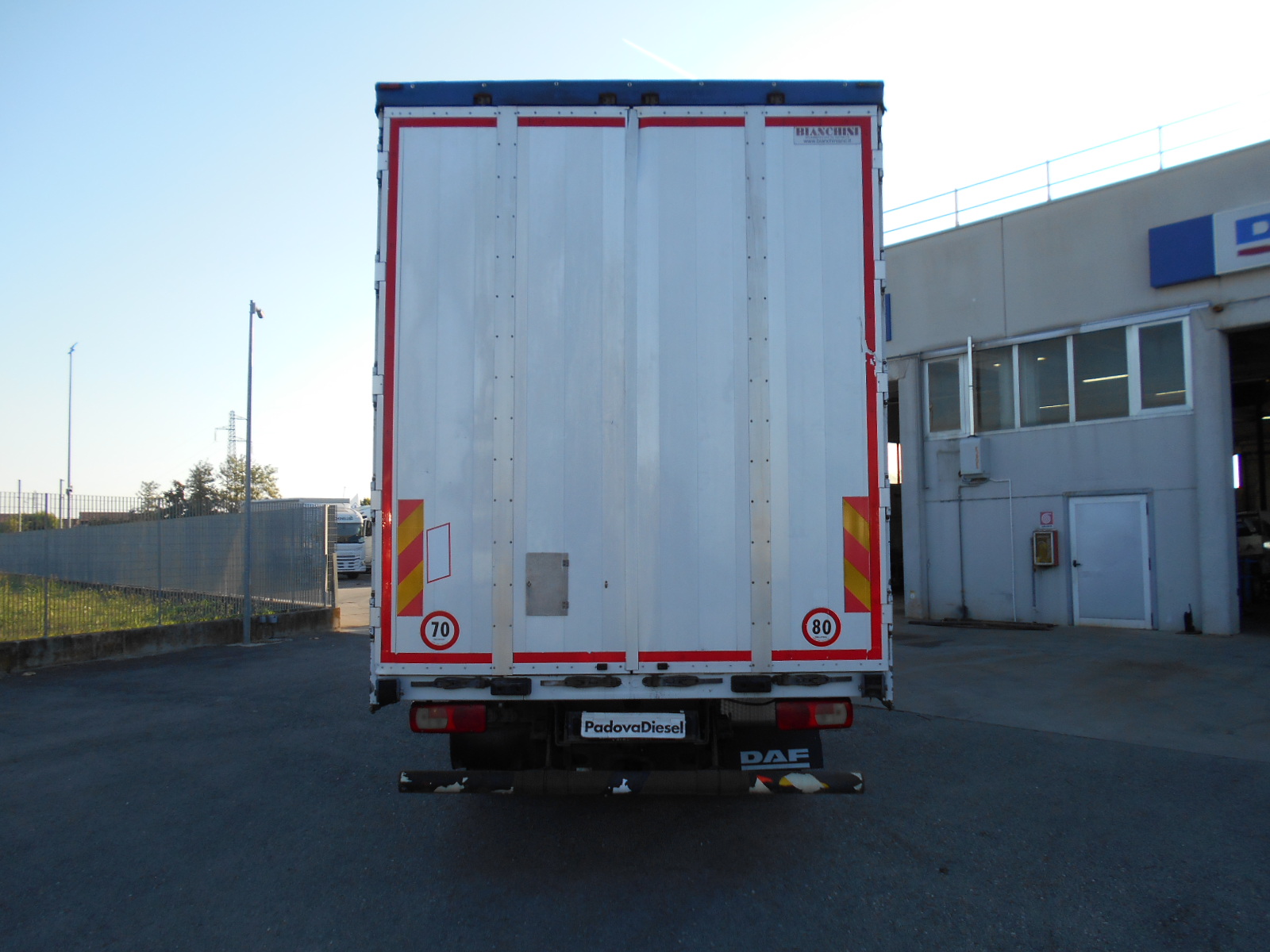 DAF FAN XF 105.460 CENTINATO 6x2 - immagine 6