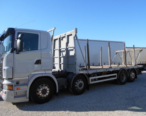 SCANIA R500 8x2 CASSONE CON PIANTANE