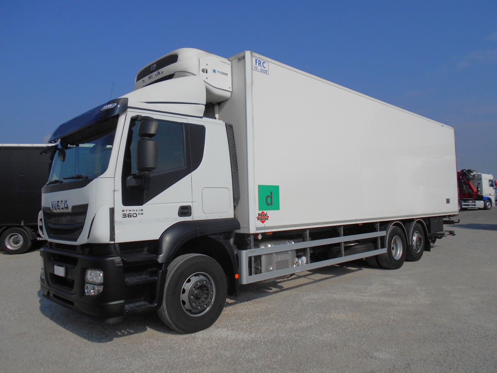 IVECO STRALIS 360 FRIGORIFERO
